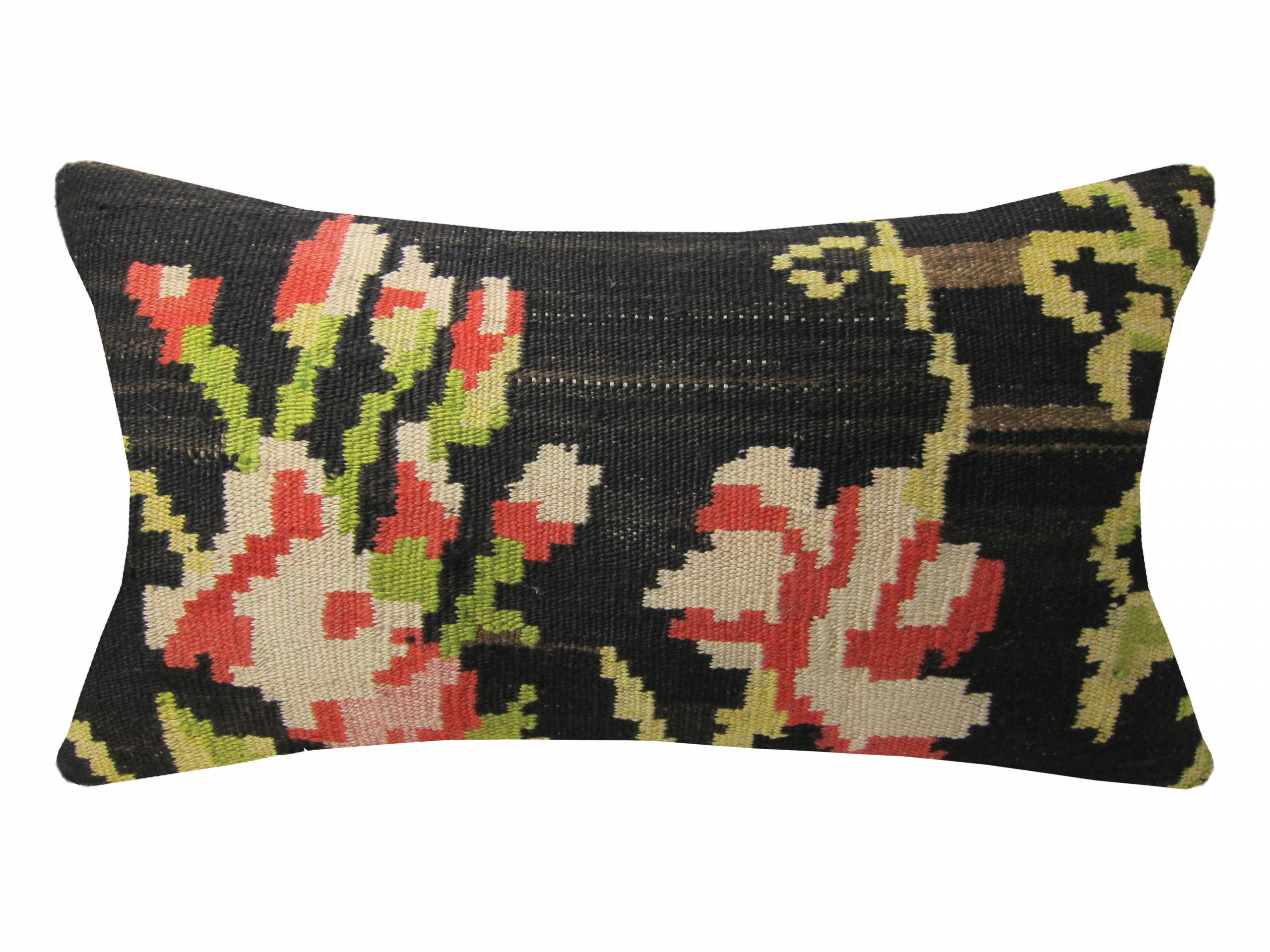 12x20 Flowering Moldovia Pillow Cover