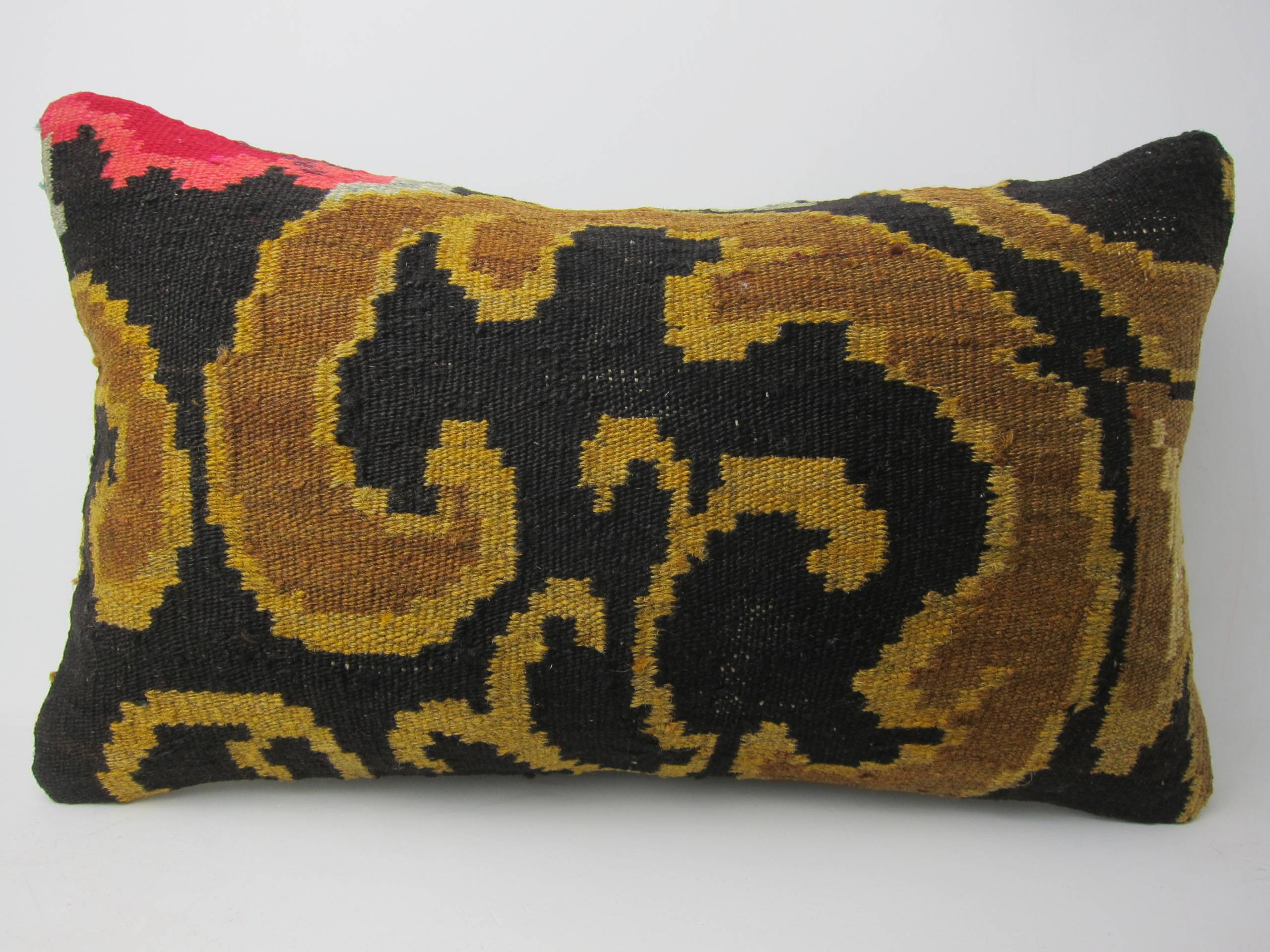 moldova pillow cover