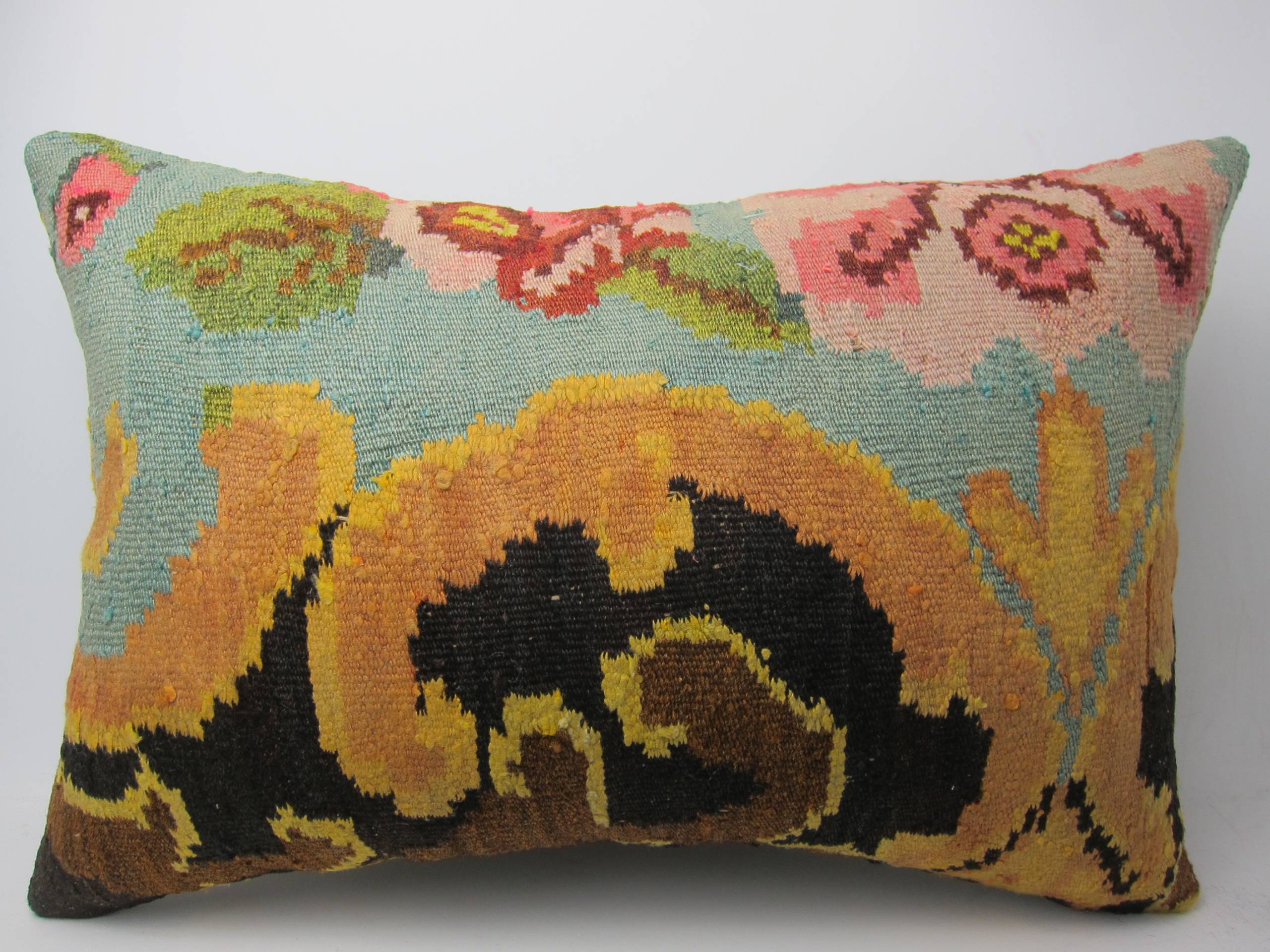 16x24 moldova pillow cover