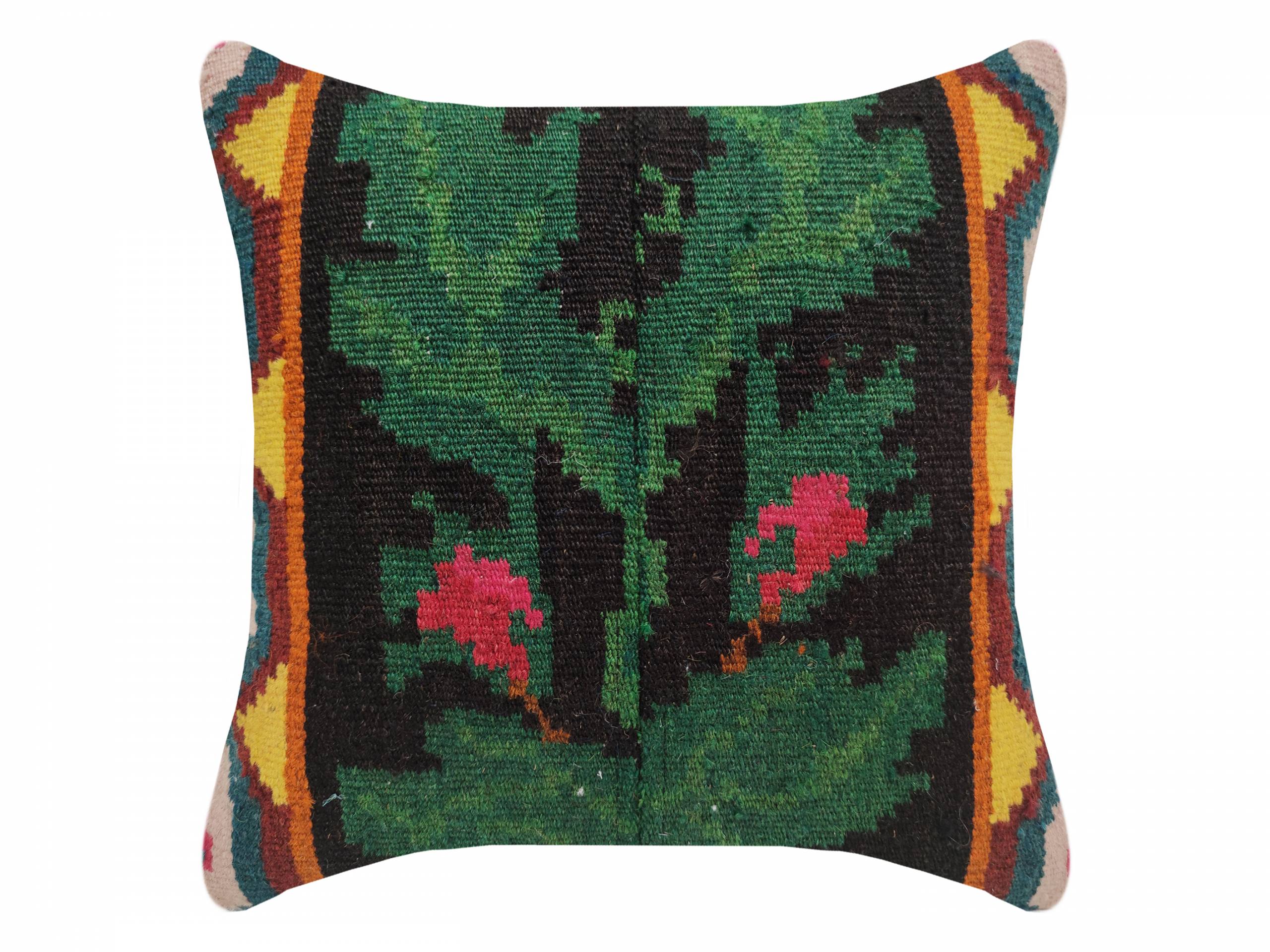 16x16 moldovia carpet pillow