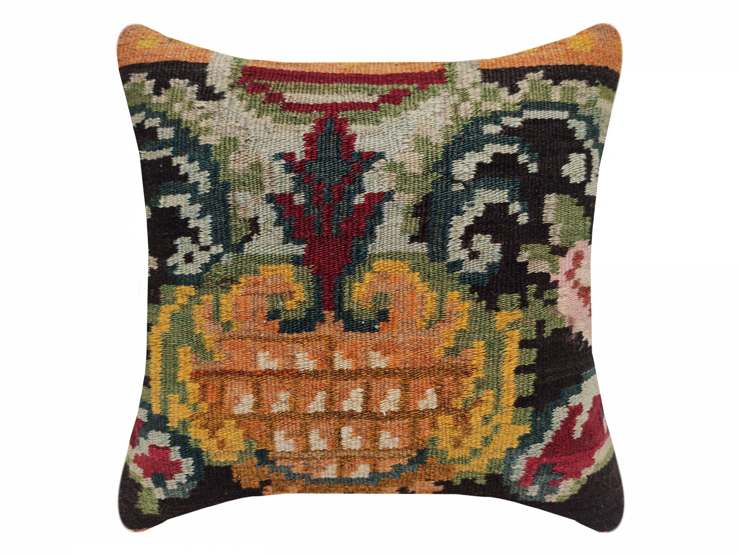 16x16 moldovia carpet pillow