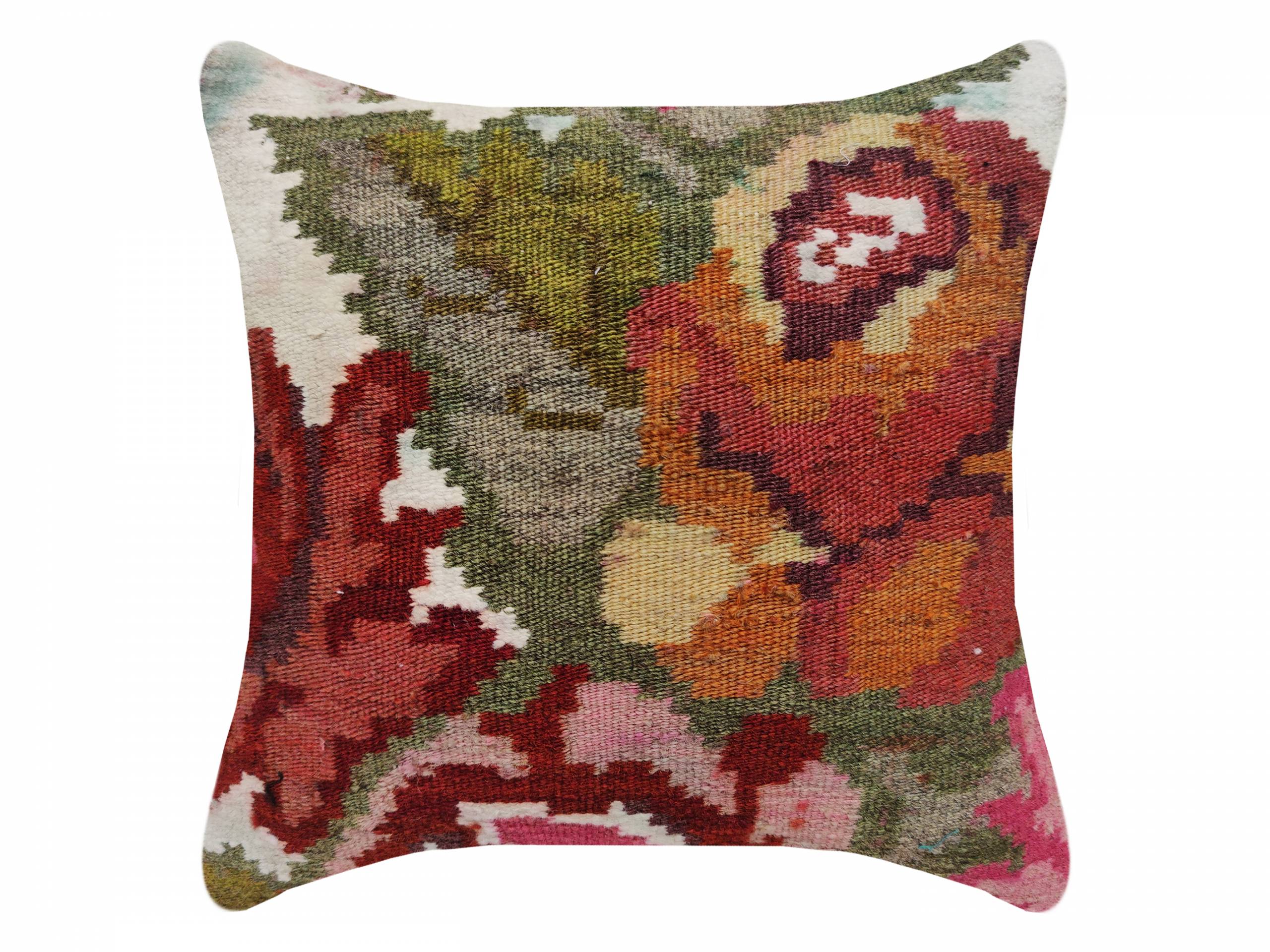 16x16 moldovia carpet pillow
