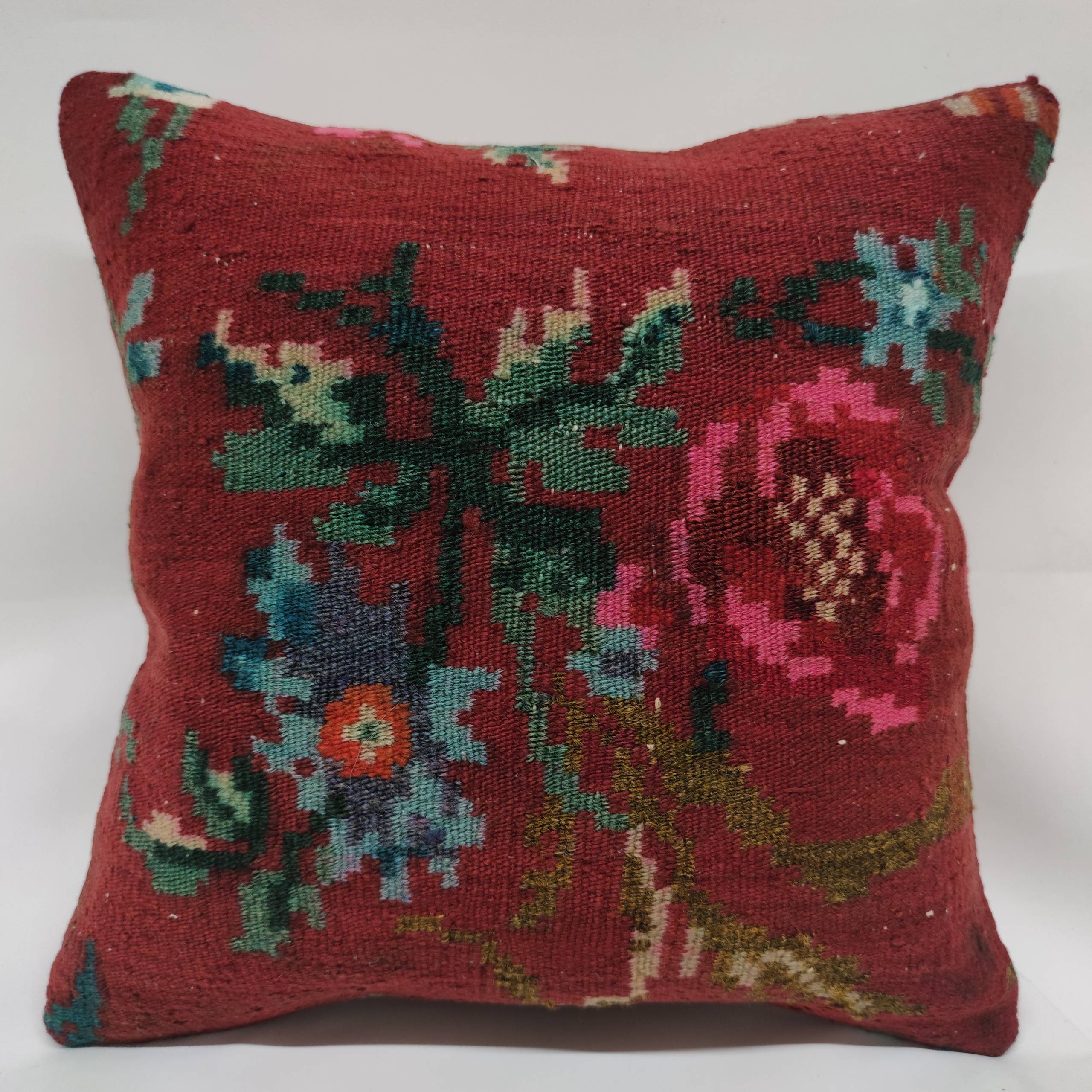 moldovia pillow cover