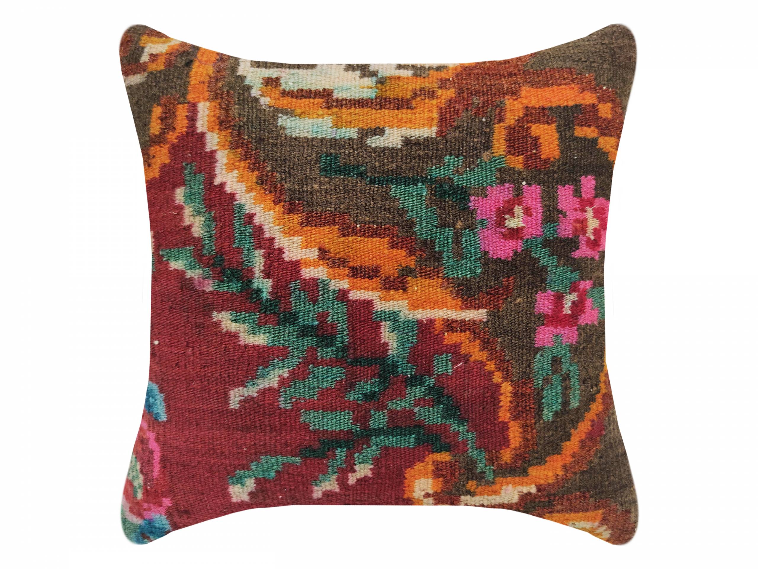 16x16 moldovia carpet pillow