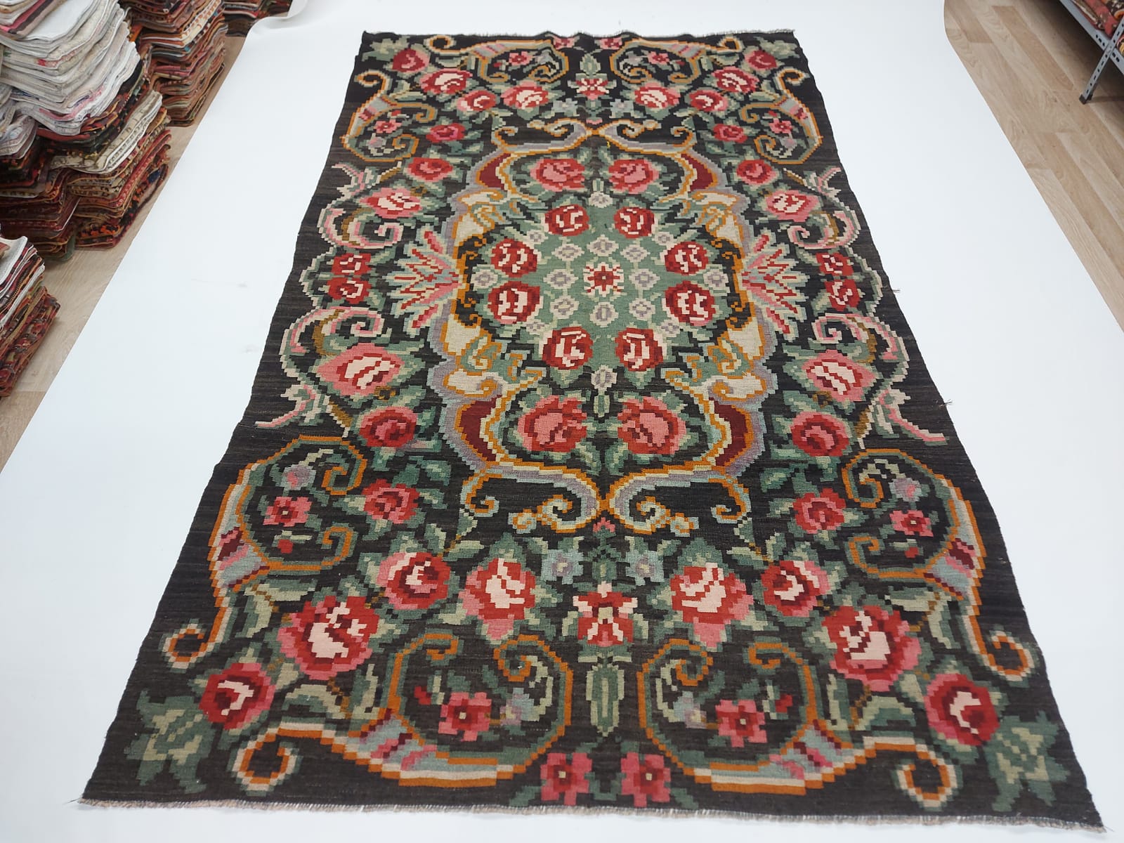 Handmade Moldovia Kilim Carpets