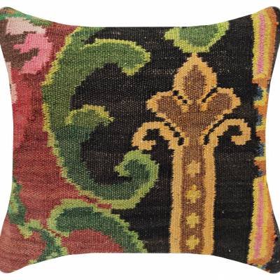 16x16 moldovia carpet pillow